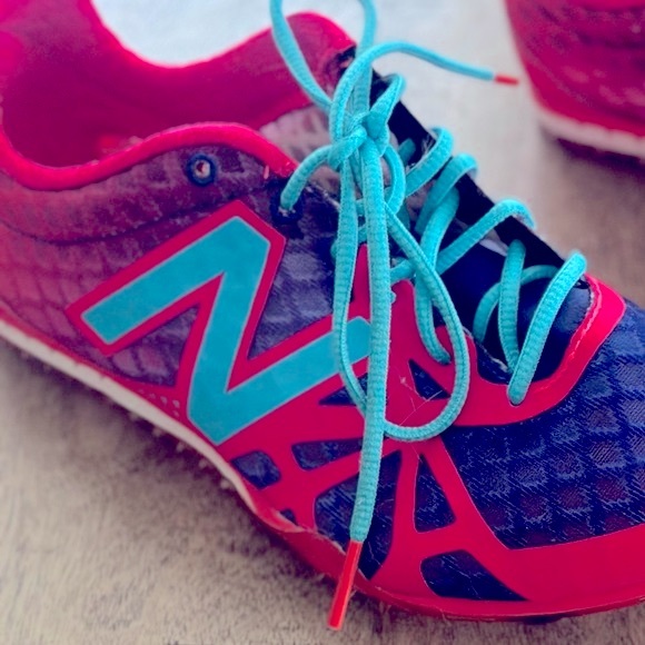 New Balance Middle Distance Track Spikes WMD500 - Picture 3 of 9